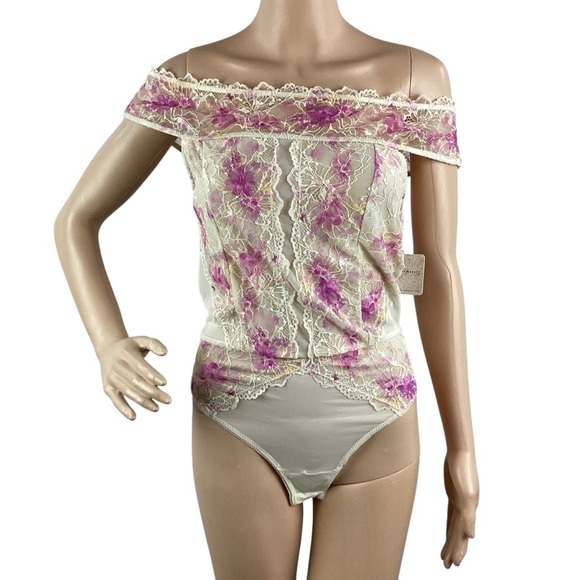 Free People Intimately Bodysuit Size M Off Shoulder Floral Lace Ivory Pink - Picture 1 of 9